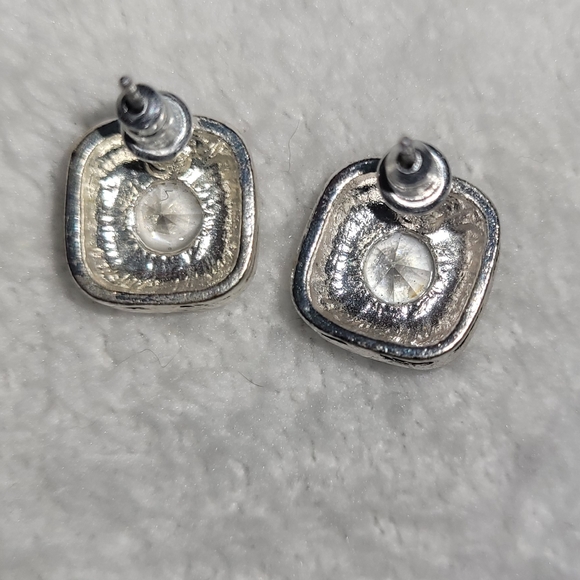 Cubic zirconia earrings - Picture 3 of 4